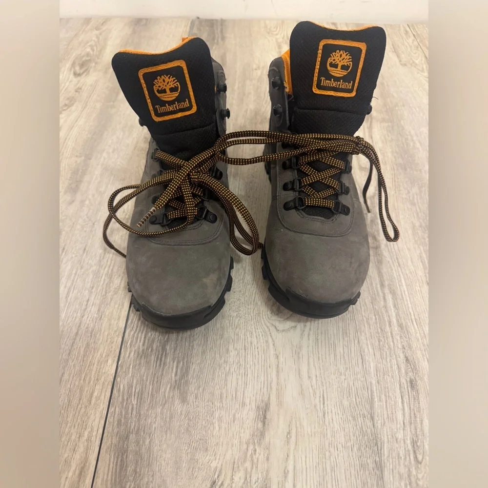 Timberland Men's Mt. Maddsen Waterproof Mid Hiking Boot, Medium Grey Nubuck,